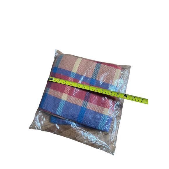 Virgin Atlantic Airlines Plaid Blanket SEALED 1lb NWT - Picture 5 of 5